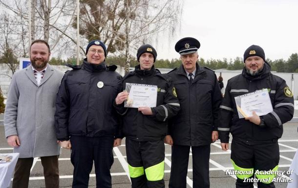 The first graduation of inspectors of the State Service for Transport Safety took place on the basis of the Academy