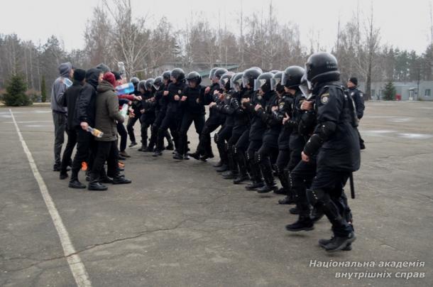Запровадження у навчальний процес скандинавської моделі забезпечення публічної безпеки та порядку під час проведення масових заходів