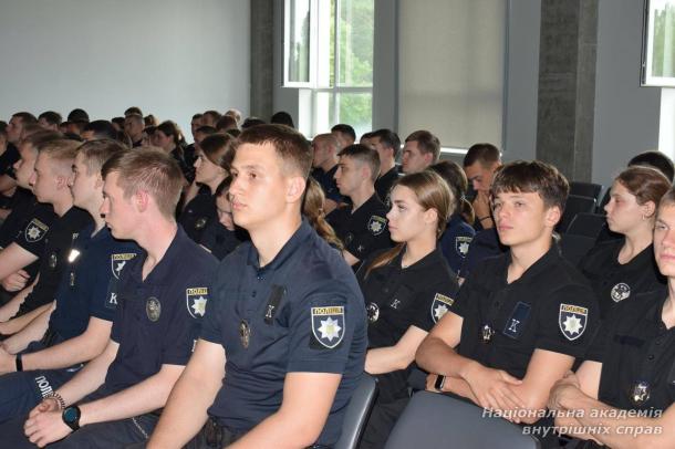 Дотримання прав людини – основа професійної діяльності поліцейського академії внутрішніх справ