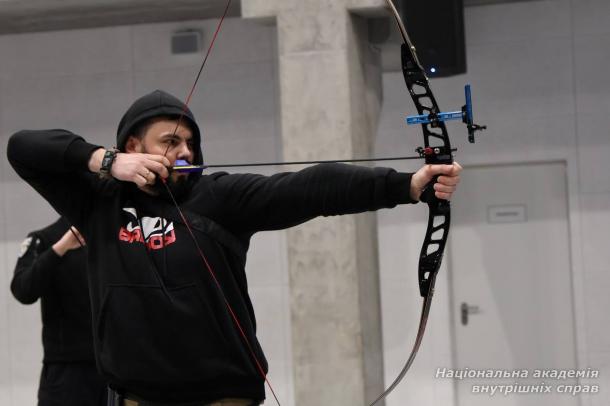 НАВС зміцнює традиції: зустріч курсантів із ветеранами реабілітаційного центру 