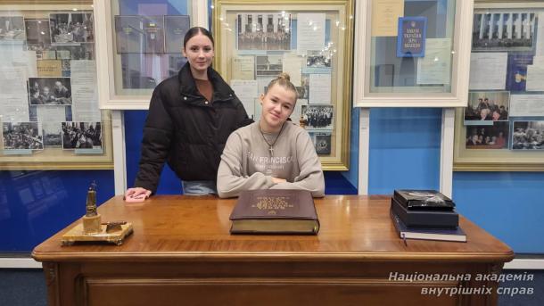 Музейний простір як комунікативна платформа патріотичного виховання студентської молоді Музейний простір як комунікативна платформа патріотичного виховання студентської молоді