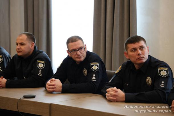 У НАВС завершилося підвищення кваліфікації керівників територіальних підрозділів Національної поліції України У НАВС завершилося підвищення кваліфікації керівників територіальних підрозділів Національної поліції України
