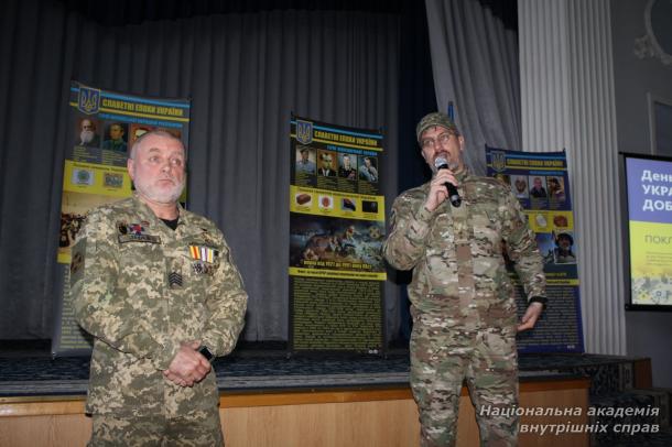  Зустріч з добровольцями – досвід, що гартує дух