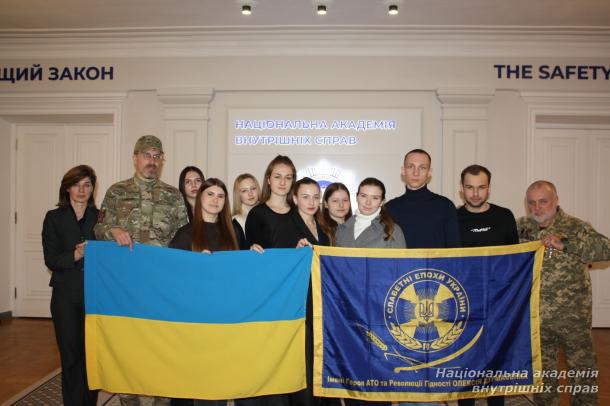  Зустріч з добровольцями – досвід, що гартує дух