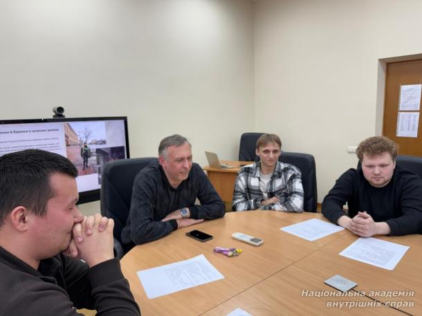 Науковий гурток «NOMOS»  обговорив євроінтеграцію та роль жінок у секторі безпеки