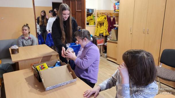 ВЕЛИКДЕНЬ ЄДНАЄ СЕРЦЯ: АКАДЕМІЧНА РОДИНА ДАРУЄ РАДІСТЬ ДІТЯМ