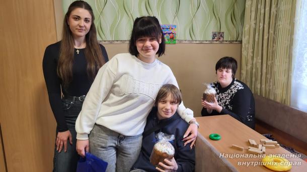 ВЕЛИКДЕНЬ ЄДНАЄ СЕРЦЯ: АКАДЕМІЧНА РОДИНА ДАРУЄ РАДІСТЬ ДІТЯМ