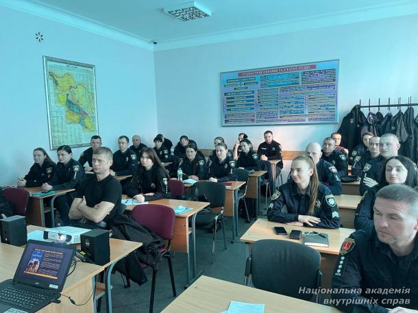 Досвід упровадження безпекових заходів у новій українській школі поліцейським служби освітньої безпеки
