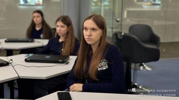Вихованці столичного ліцею № 23 «Кадетський корпус» ім. Володимира Великого відвідали Національну академію внутрішніх справ внутрішніх справ