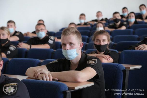 У НАВС навчатимуть «цифрових оперативників»