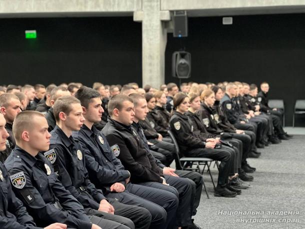 Випускники НАВС отримали підтримку від  Департаменту головної інспекції