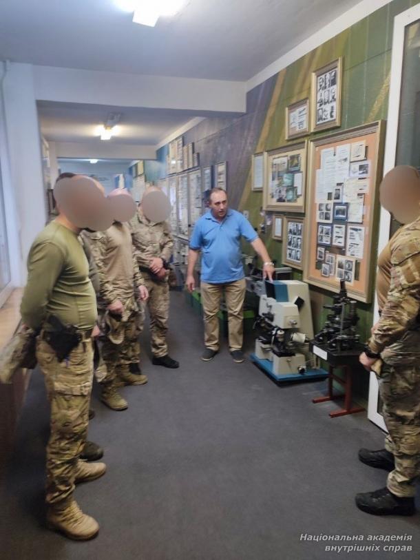 Зустріч з нескореними