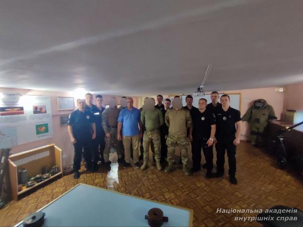 Зустріч з нескореними