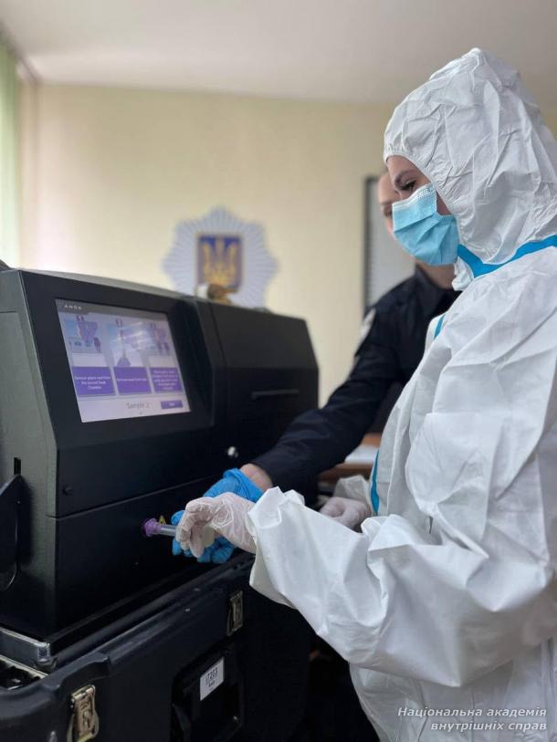 Сучасні технології та реальна практика: підготовка експертів-криміналістів у НАВС