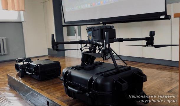 У ННЕКІ відбулася лекція-презентація новітніх засобів криміналістичного забезпечення