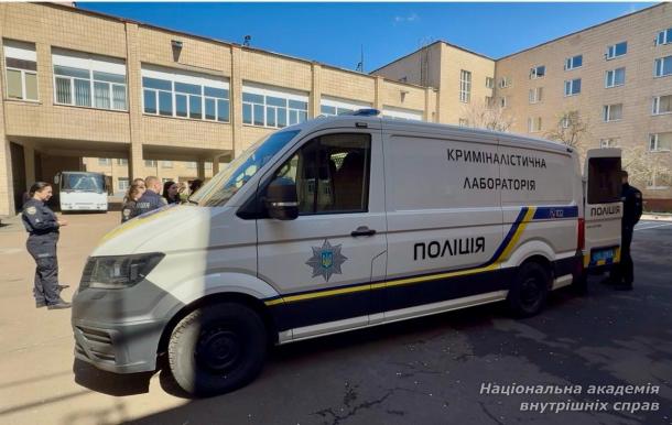 У ННЕКІ відбулася лекція-презентація новітніх засобів криміналістичного забезпечення