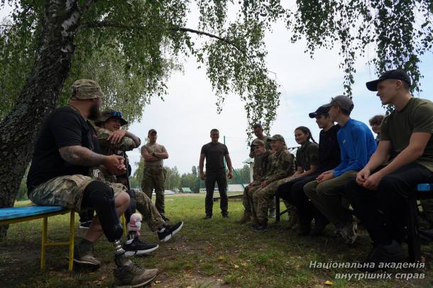 «Звитяга» — вишкіл, що гартує майбутнє України
