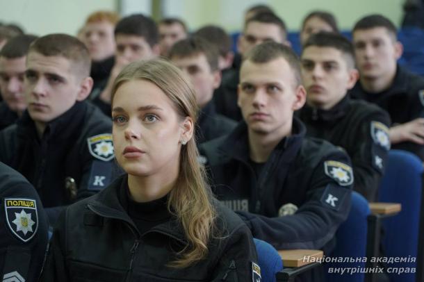 Герої серед нас: зустріч із ветераном бойових дій та миротворчих місій Герої серед нас: зустріч із ветераном бойових дій та миротворчих місій