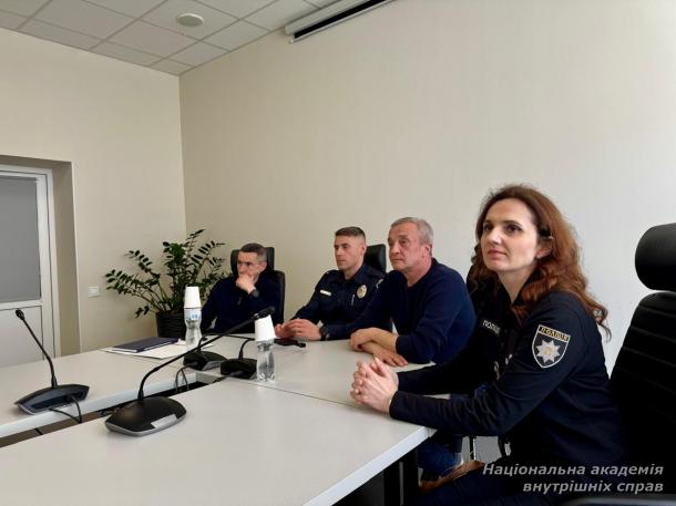 День працівників карного розшуку: зустріч ветеранів з курсантами академії