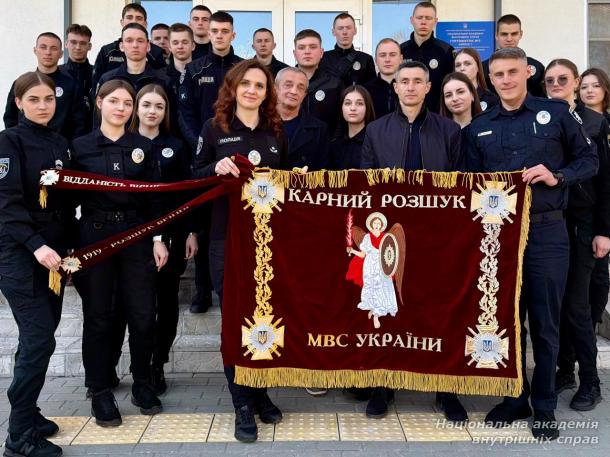 День працівників карного розшуку: зустріч ветеранів з курсантами академії