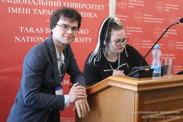 Штучний інтелект і новітні академічні практики: представниці НАВС на масштабному симпозіумі молодих вчених