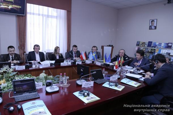 «Безпековий діалог Україна - ЄС із боротьби з незаконним обігом вогнепальної зброї»