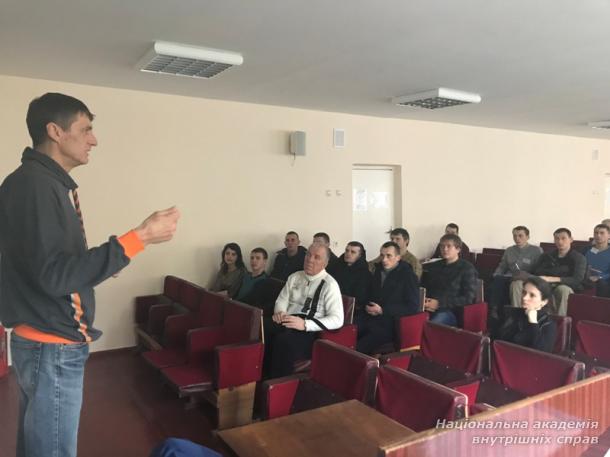 Екстремальне водіння – необхідна складова підготовки поліцейських 