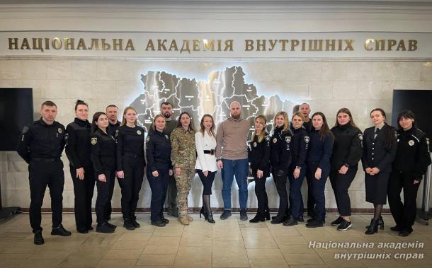 Особливості травматичного досвіду в різних ситуаціях: бінарне заняття з глибоким змістом і практичною значущістю