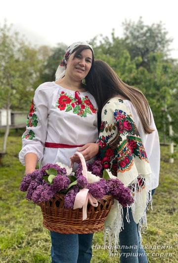 Вишиванка — код нації, символ єднання