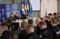 Академія активно підтримує випускників на старті служби Фото