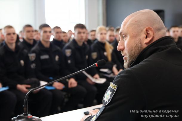 Академія активно підтримує випускників на старті служби