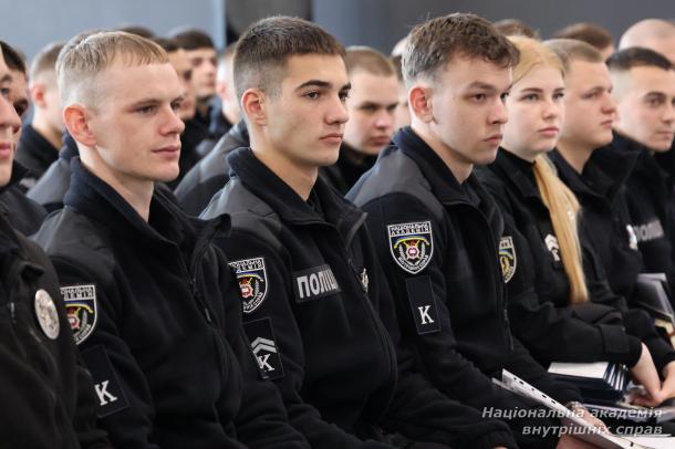 Академія активно підтримує випускників на старті служби