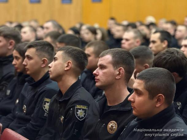 Академія активно підтримує випускників на старті служби