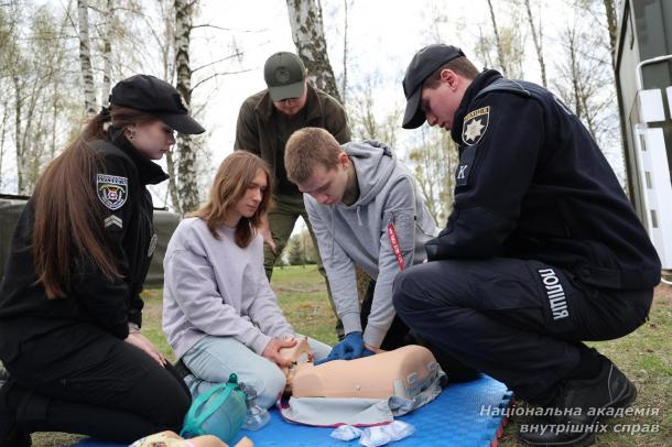 У навчально-науковому інституті поліцейської діяльності НАВС відбувся день відкритих дверей