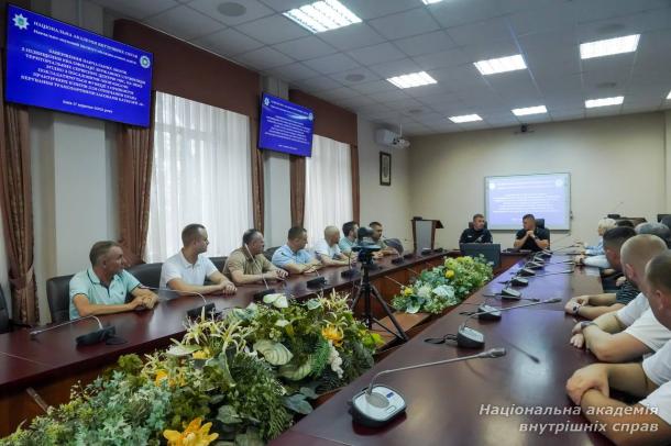 У НАВС підвищували кваліфікацію працівники сервісних центрів МВС