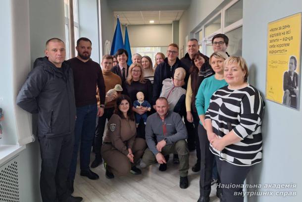 Працівники Секретаріату Уповноваженого Верховної Ради України з прав людини пройшли практичне навчання з домедичної підготовки Працівники Секретаріату Уповноваженого Верховної Ради України з прав людини пройшли практичне навчання з домедичної підготовки