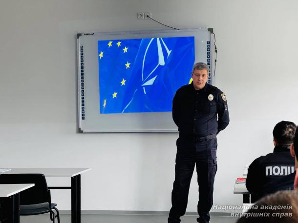 Міжнародне співробітництво в оперативно-розшуковій діяльності: досвід від фахівця-практика Міжнародне співробітництво в оперативно-розшуковій діяльності: досвід від фахівця-практика