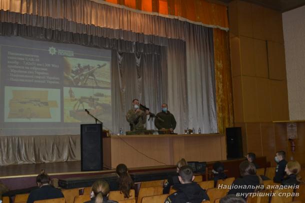 Зустріч курсантів ННІ № 2 НАВС із працівниками спецпідрозділу КОРД 