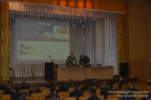 Зустріч курсантів ННІ № 2 НАВС із працівниками спецпідрозділу КОРД 
