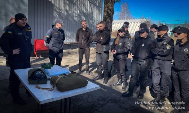 Реагування поліції на джерела іонізуючого випромінювання: спільні навчання з рятувальниками