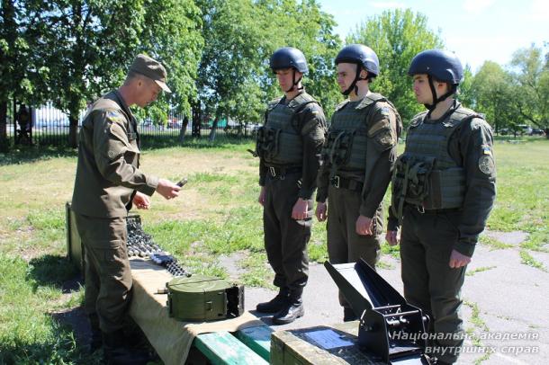 Підготовка курсантів факультету НГУ до польового виїзду