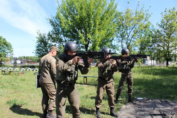 Підготовка курсантів факультету НГУ до польового виїзду