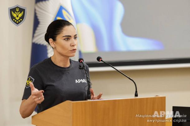 Практичний семінар з поліцейським Управління стратегічних розслідувань 