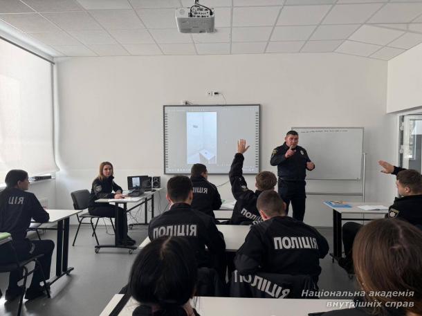 У НАВС відбулося бінарне заняття щодо дотримання прав людини та функціонування системи Custody Records У НАВС відбулося бінарне заняття щодо дотримання прав людини та функціонування системи Custody Records