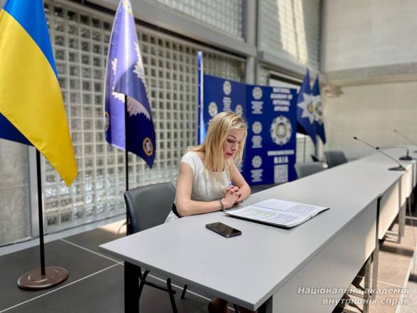 Курсанти ННІПД НАВС обговорили питання цифрової культури й онлайн-безпеки