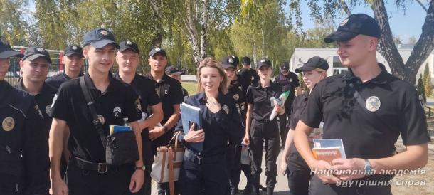 Бінарні заняття з практиками: взаємодія теорії та практики
