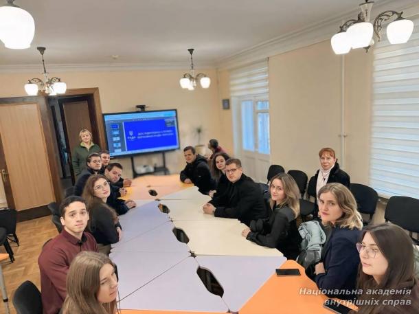 Візит магістрантів ННІПП НАВС до Дослідницької служби Верховної Ради України