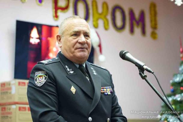 Святкові дарунки для наймолодших вихованців академії