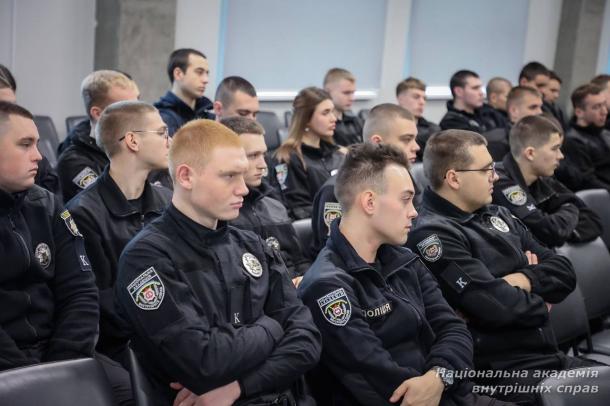 Штучний інтелект на службі в правоохоронців: майбутнє вже зараз