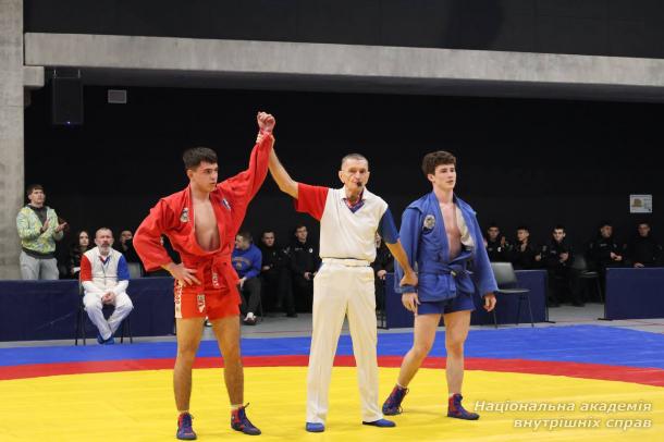 У НАВС відбувся чемпіонат академії з боротьби самбо